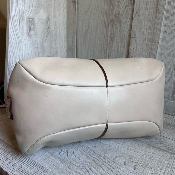 Tod's Convertible D-Styling Bauletto Bag - Picture 7 of 10